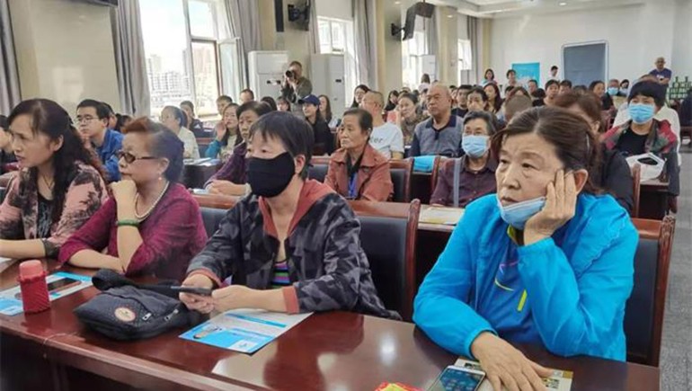 “携手泰康，，，效劳康健”，，，PG电子医疗、PG电子中药赴白银供电公司开展康健效劳活动