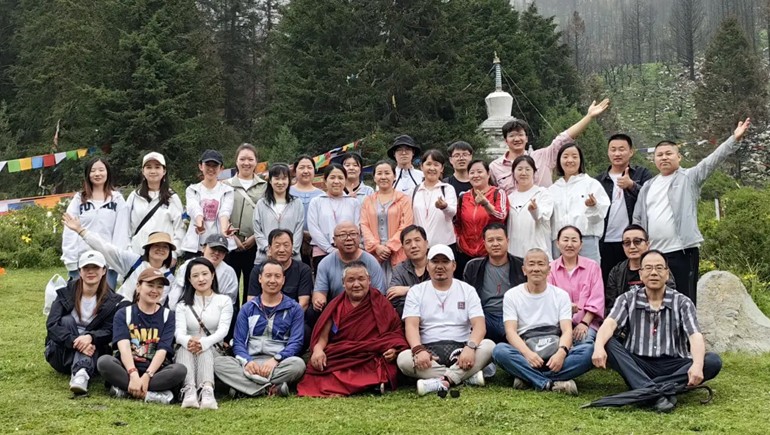 PG电子集团达尔宗圣湖祈福唬；；；；；疃