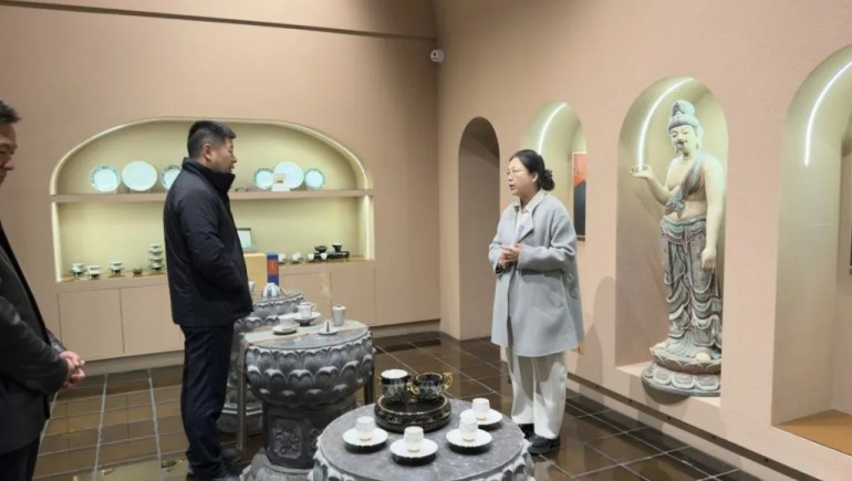 甘肃省酒泉市委常委、敦煌市委书记王彦群调研指导九色鹿鸣运营和生长